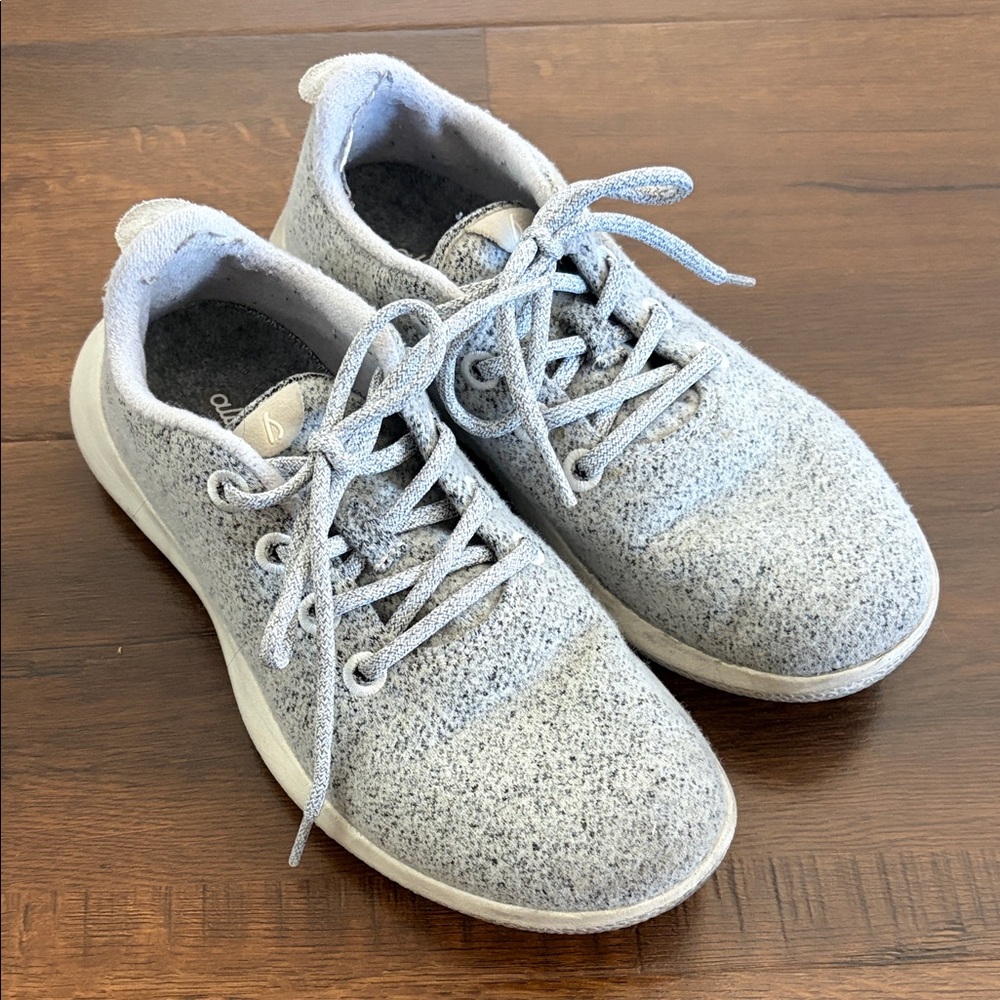 Allbirds Light Gray Knit Sneakers 🩶